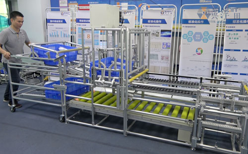 【精益<a href='/zhinengyingyuan.htm' class='keys' title='點擊查看關于LCIA的相關信息' target='_blank'>LCIA</a>275】自動空箱堆垛、滿箱減垛機構