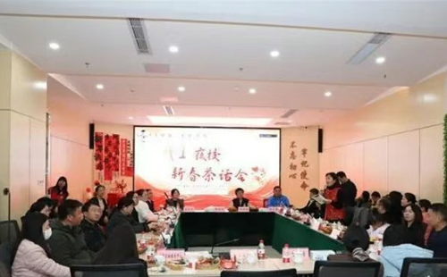 興千田公司成為福城街道A I夜校推廣先鋒1 興千田公司成為福城街道A I夜校推廣先鋒1