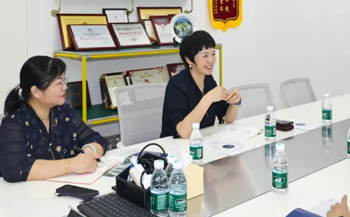 區(qū)工商聯(lián)率隊走訪興千田2 區(qū)工商聯(lián)率隊走訪興千田2